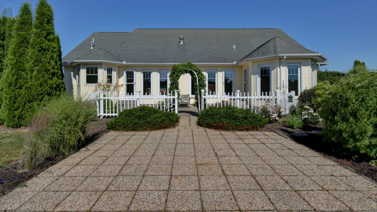 4583 N Gleaner Rd, Freeland, MI, 48623 Scene 1