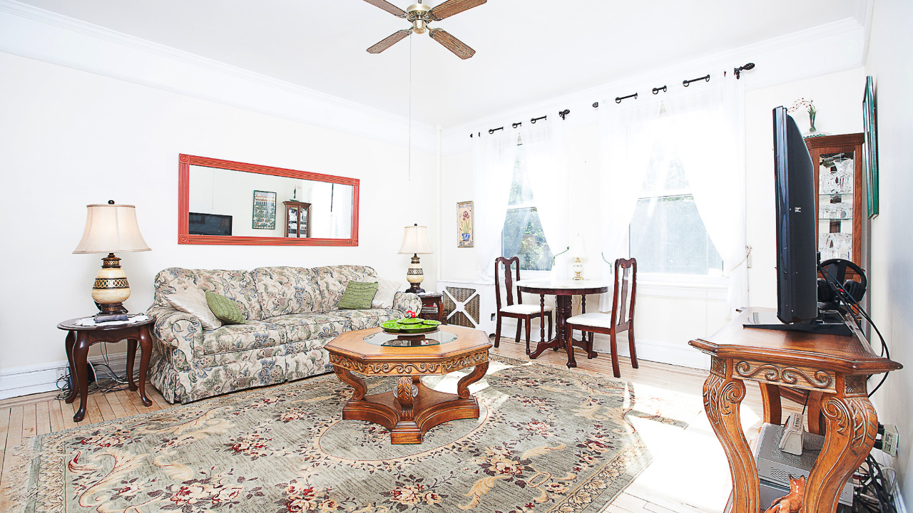 3439 82 Street, Apt 22, Jackson Heights, NY, 11372 Scene 1