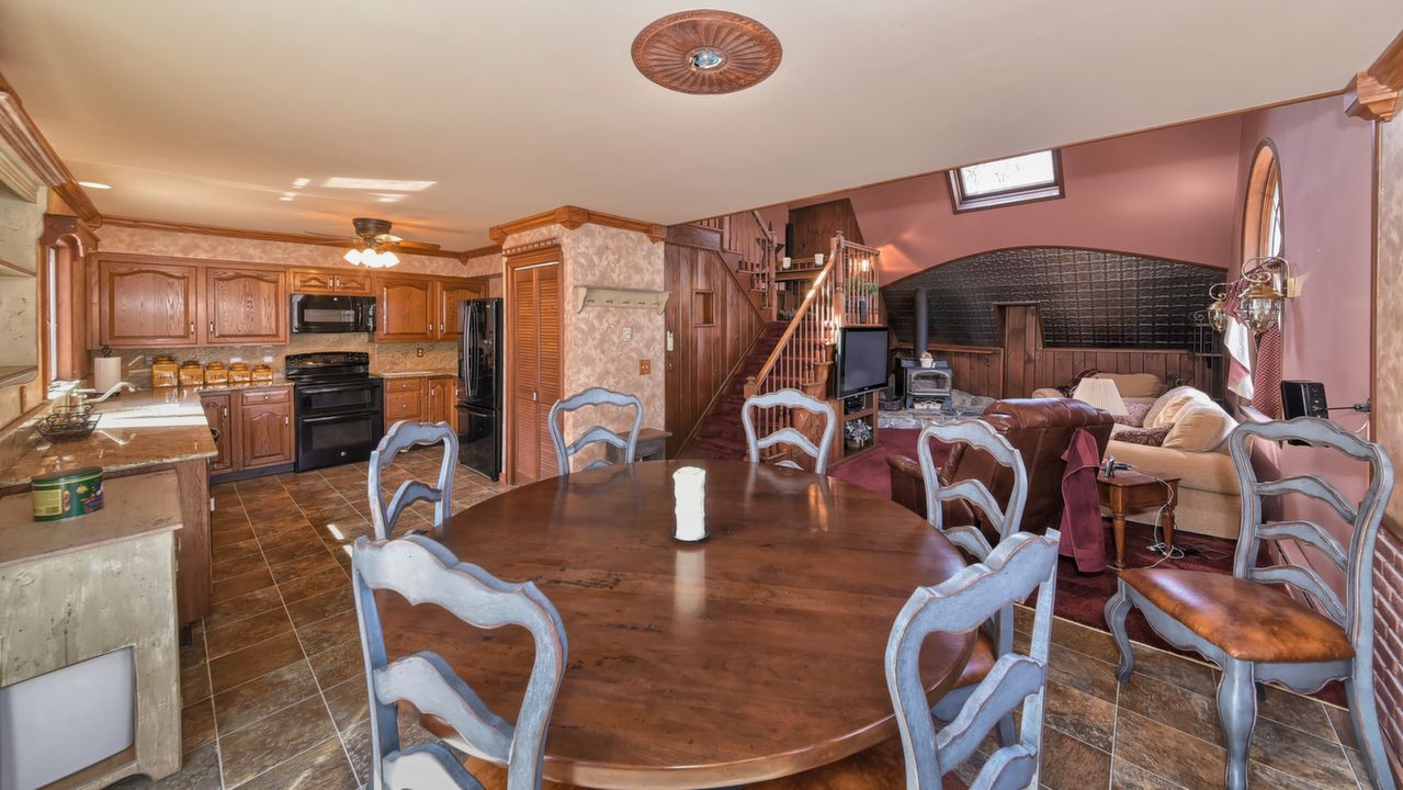 Din Rm_Kitchen_Liv Rm