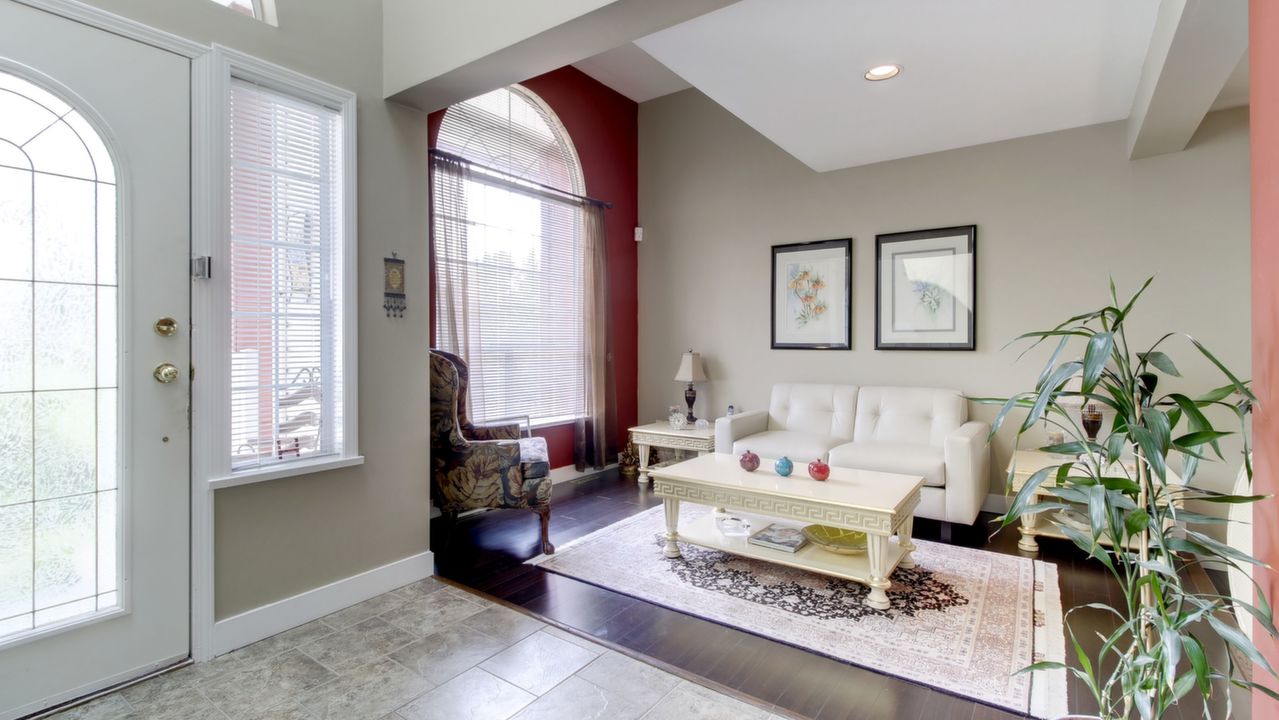 1418 Purcell Dr, Coquitlam, BC, V3E 2R7 Scene 4