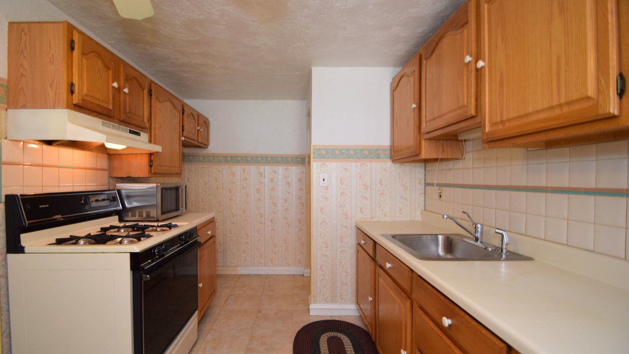 212 Fornance St, Norristown, PA, 19401 Scene 3