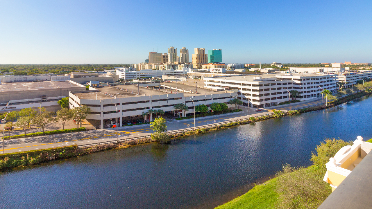 Colonnade-at-Dadeland-#907-03