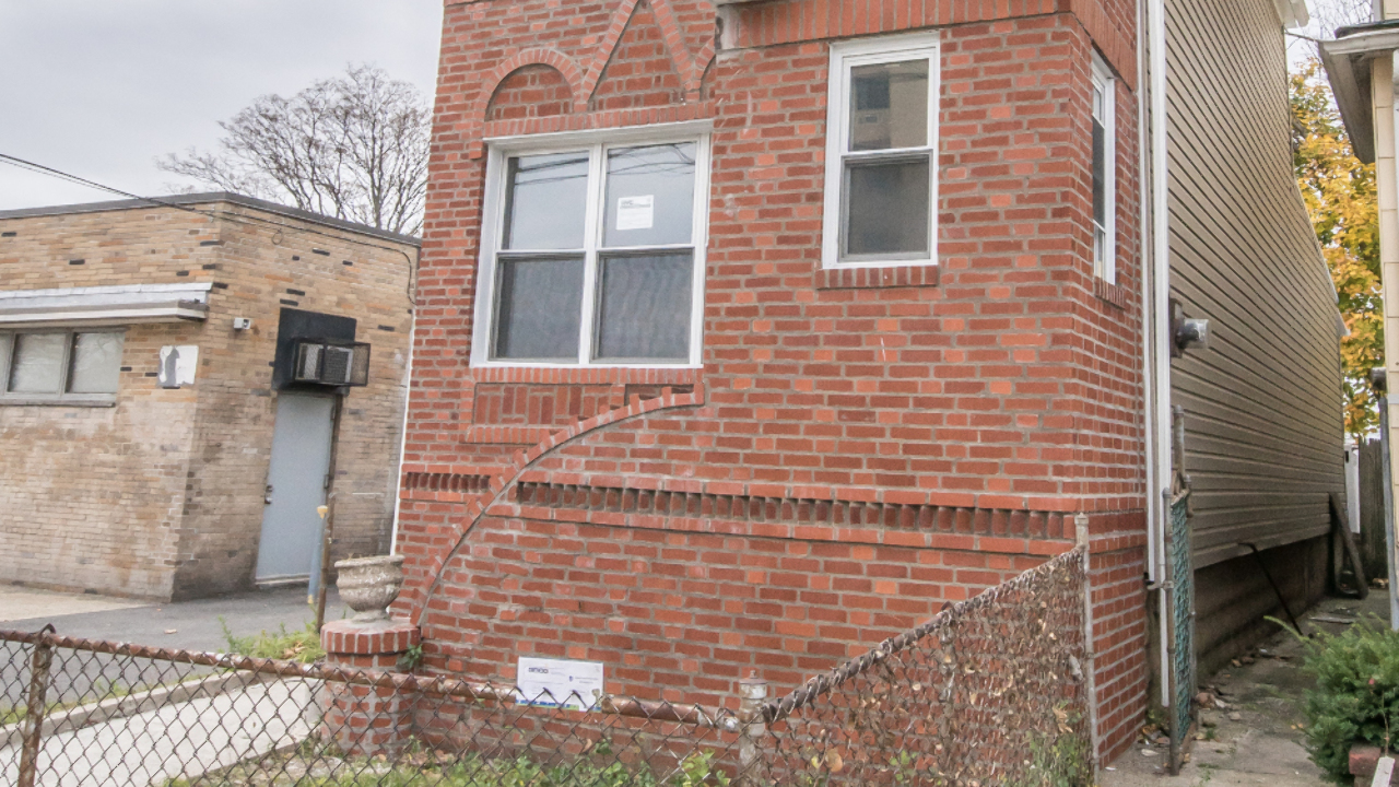 1568 Rockway Parkway, Brooklyn, NY, 11236 Scene 3