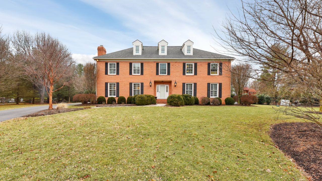 1508 Applecroft Ln-1