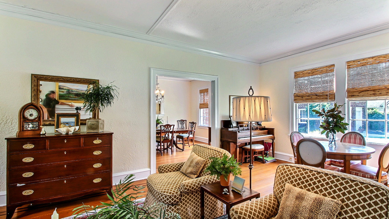 Lightroom 3534 Riverside Ave-10