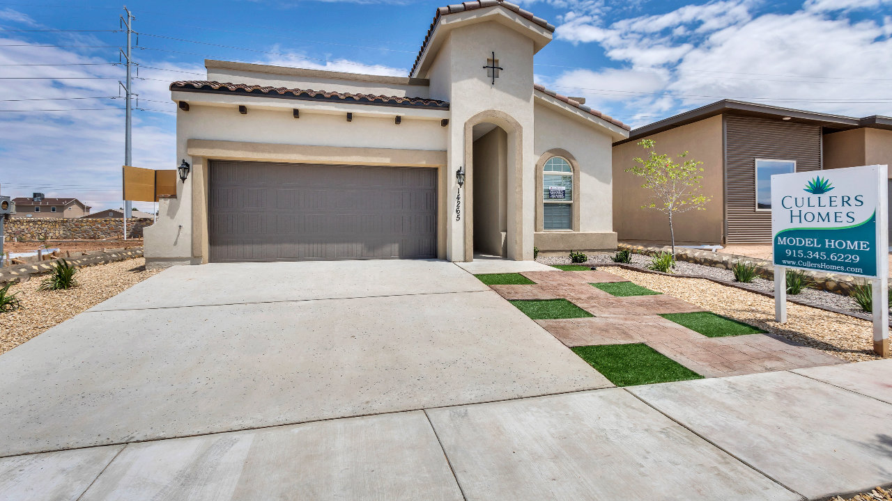 14265 Richard Wiles, El Paso, TX, 79938 Scene 2