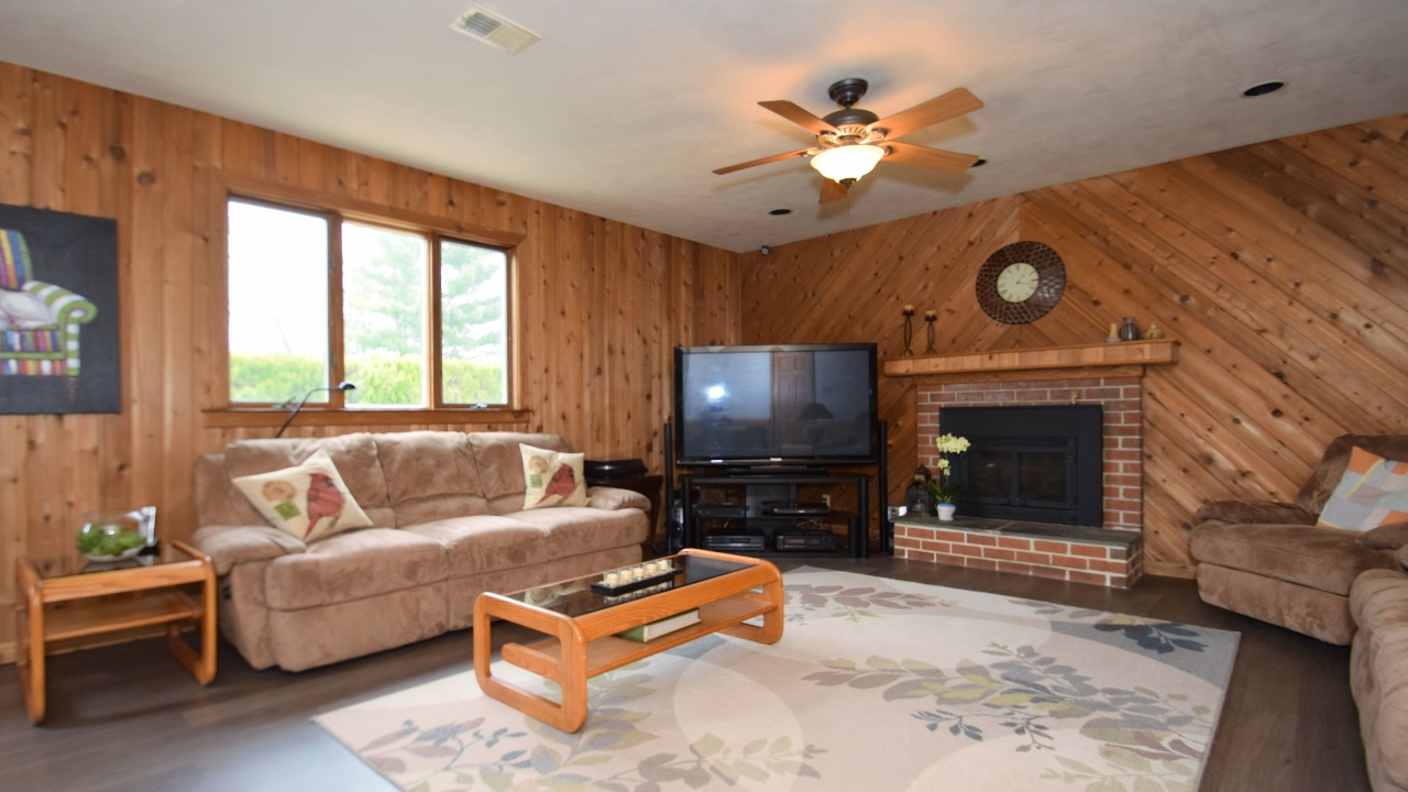 2093 E Cedarville Rd, Pottstown, PA, 19465 Scene 4