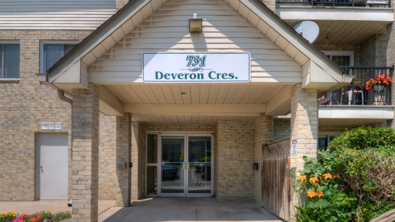 210-731 Deveron Crescent, London, ON, N5Z 4X6 Scene 3