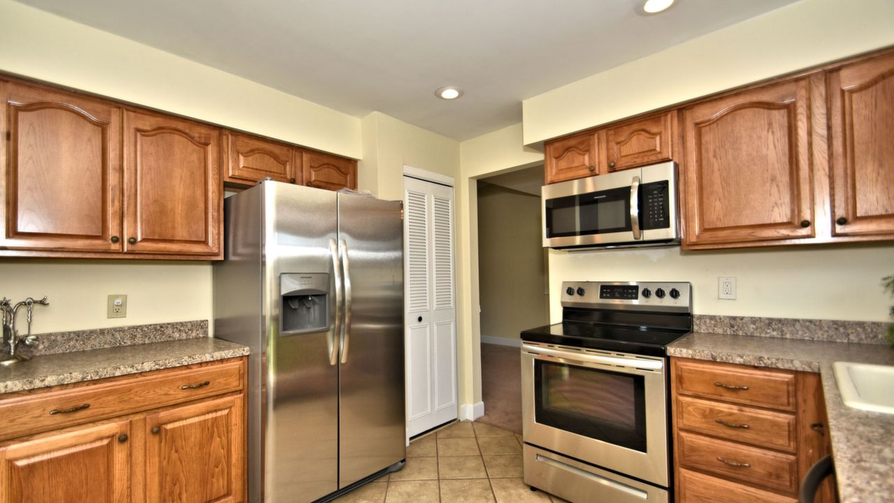 121 Union St, Newtown, PA, 18940 Scene 3