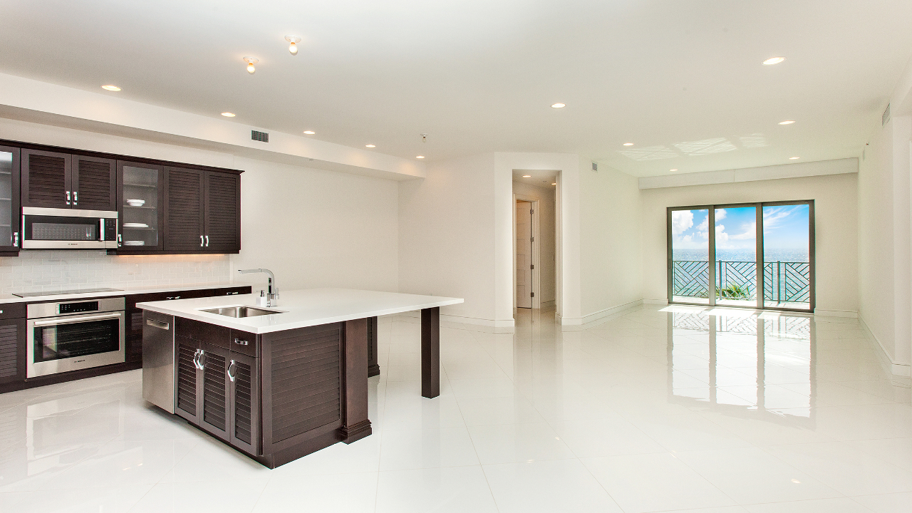 Villas-By-The-Sea-#404-04