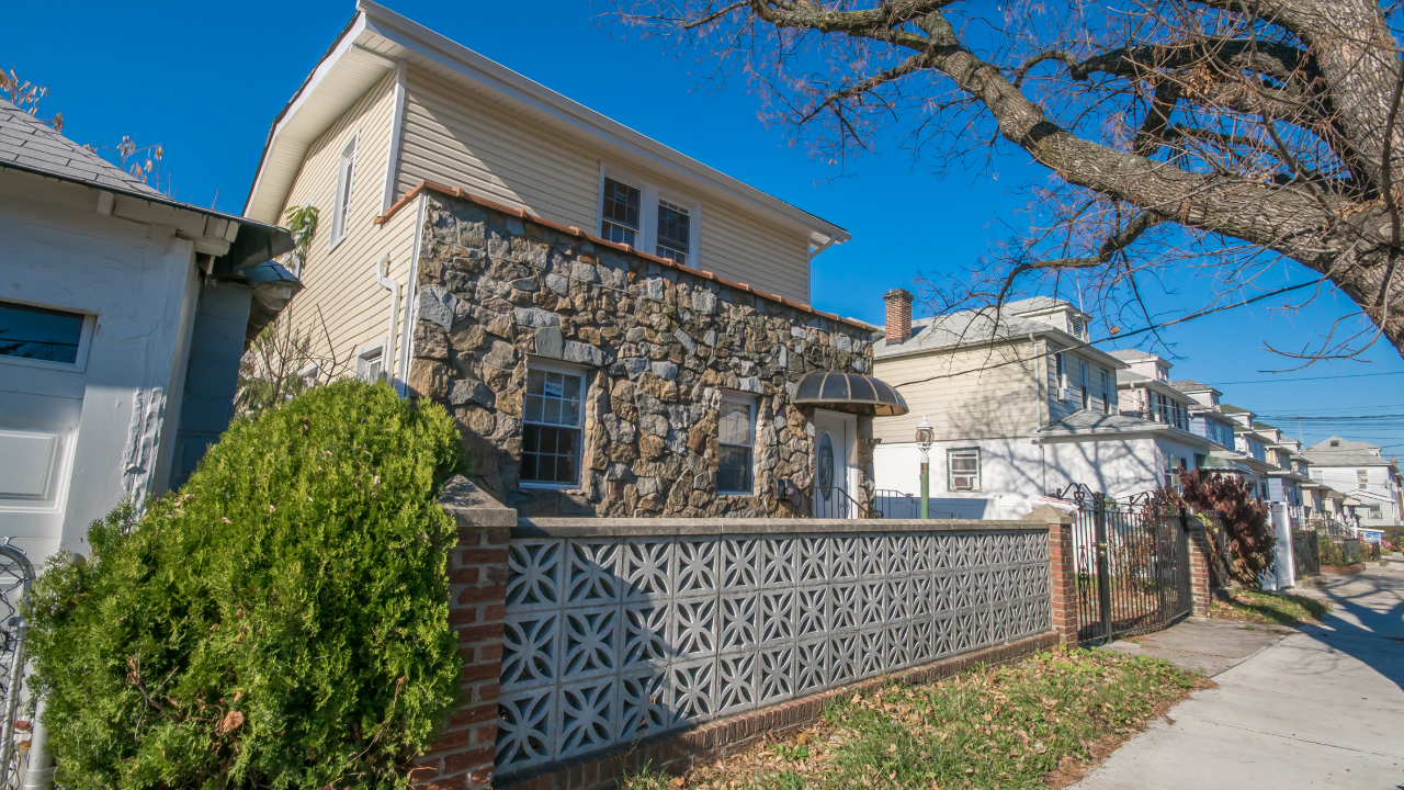 4511 Monticello Ave, Bronx, NY, 10466 Scene 3