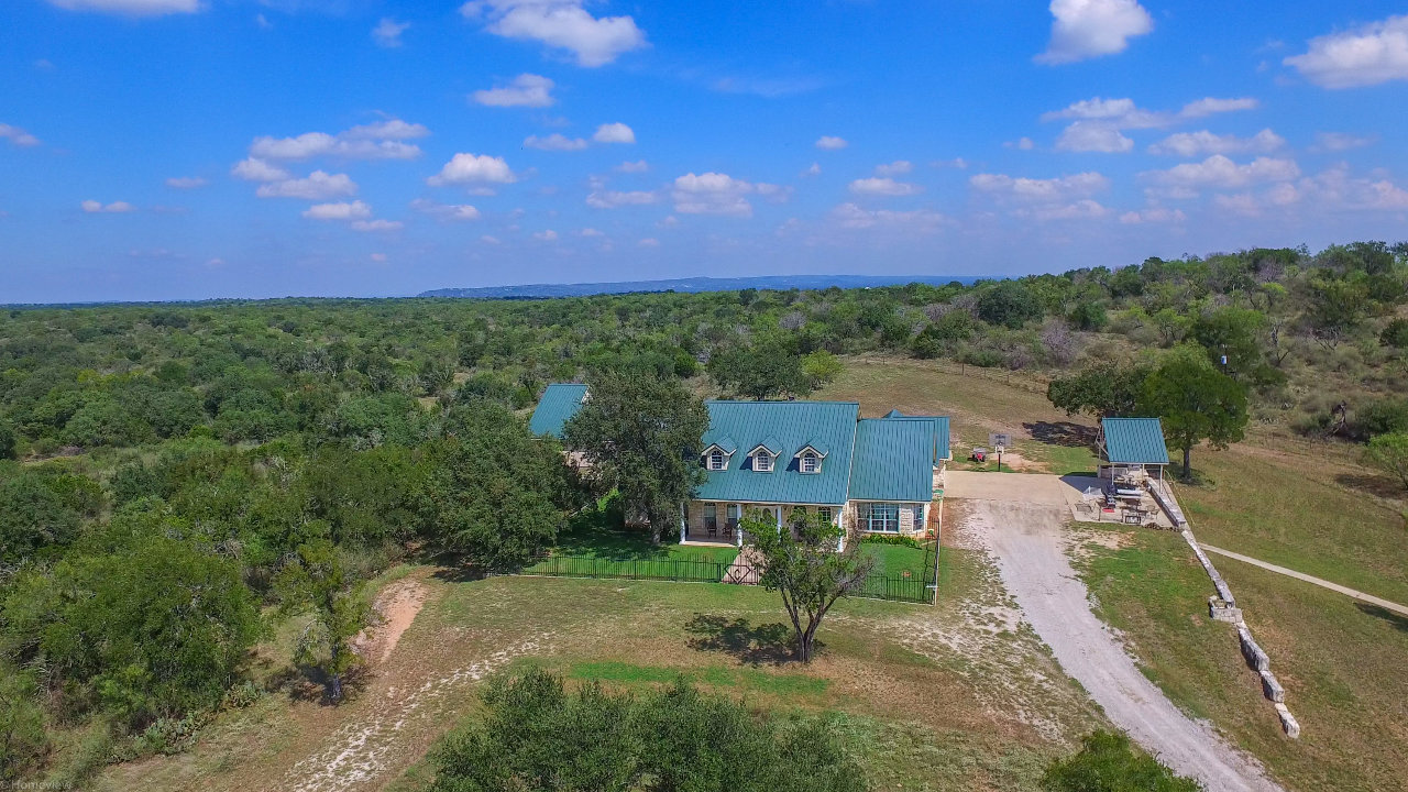 3505 CR 2233, Kingsland, TX, 78639 Scene 1