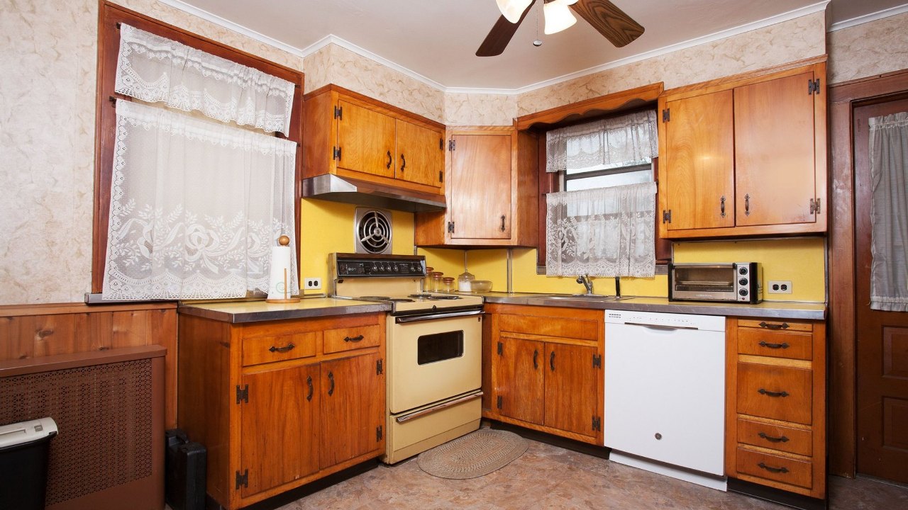 2369 Loft Avenue, Baldwin, NY, 11510 Scene 4