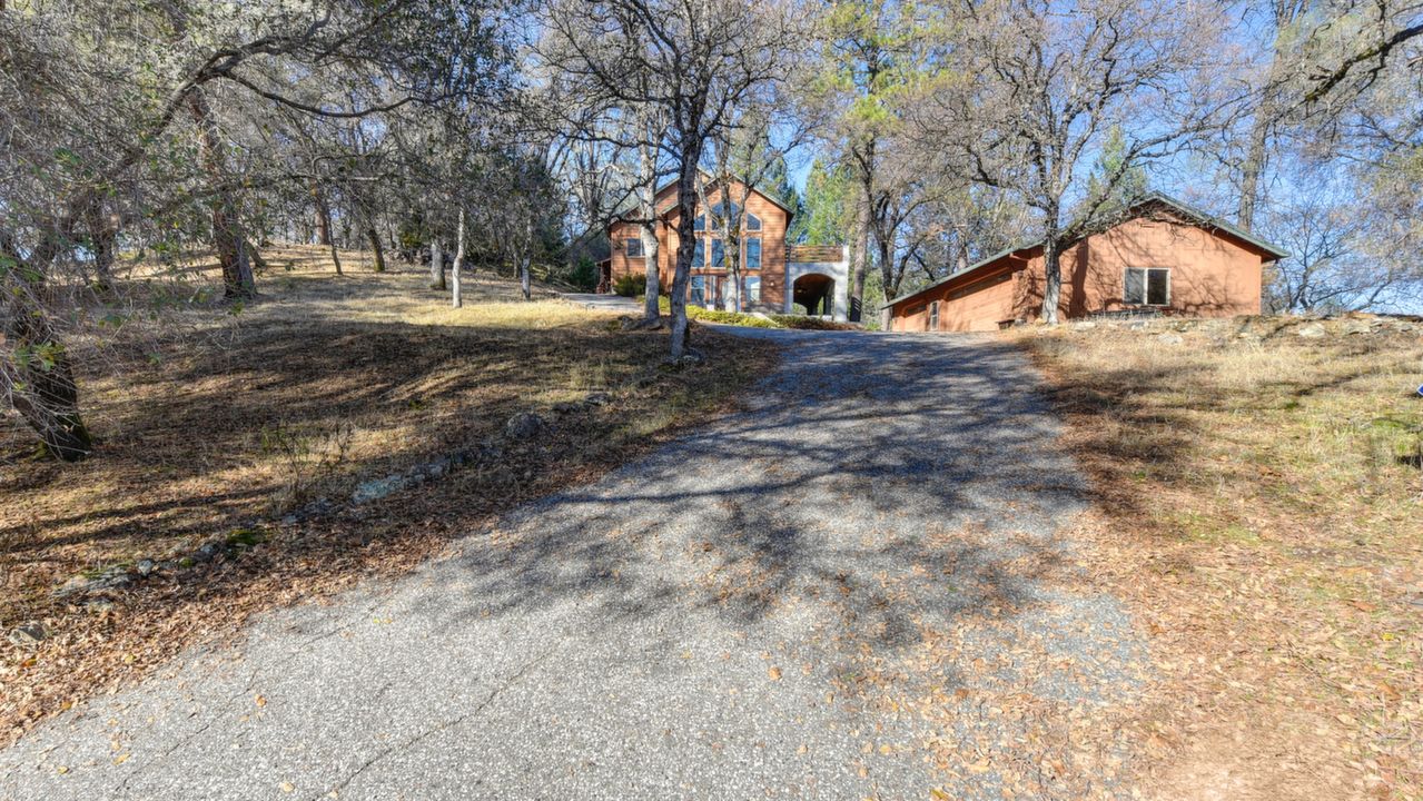 2701 Secret Lake Trail, Cool, CA, 95614 Scene 1