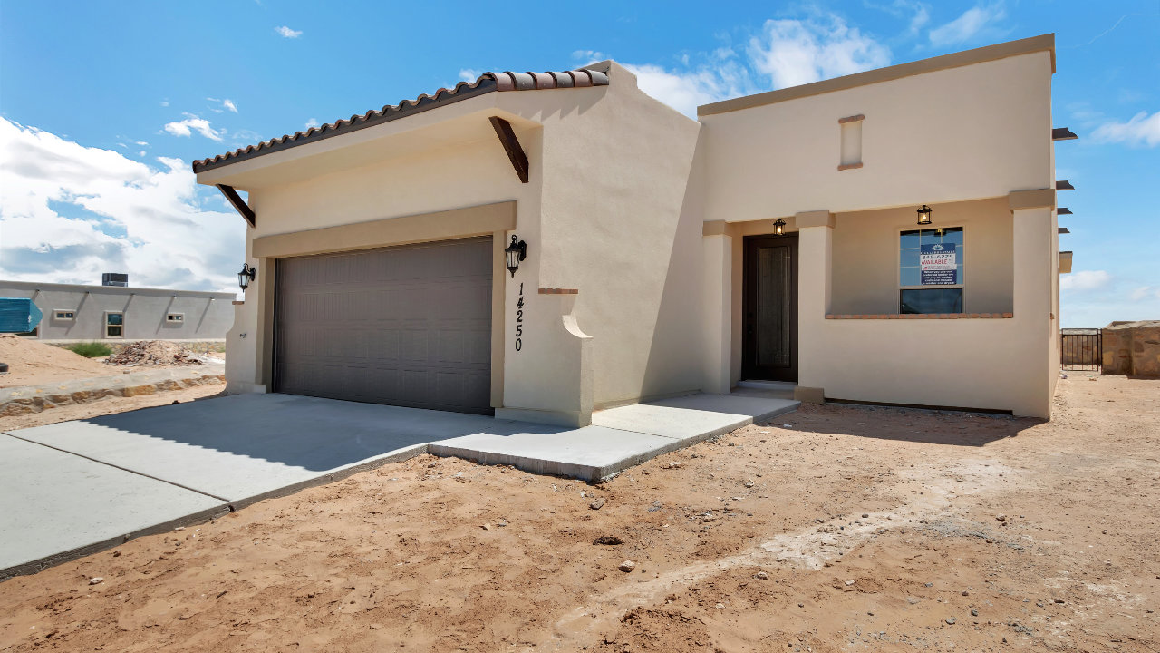 14250 Peyton Edwards, El Paso, TX, 79938 Scene 3