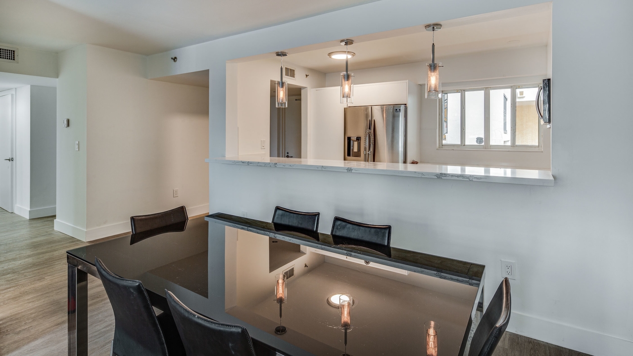 Surfside-Palms-#315-02