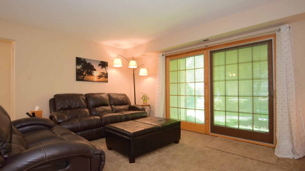 2513 Society Pl Unit #F1, Newtown, PA, 18940 Scene 2