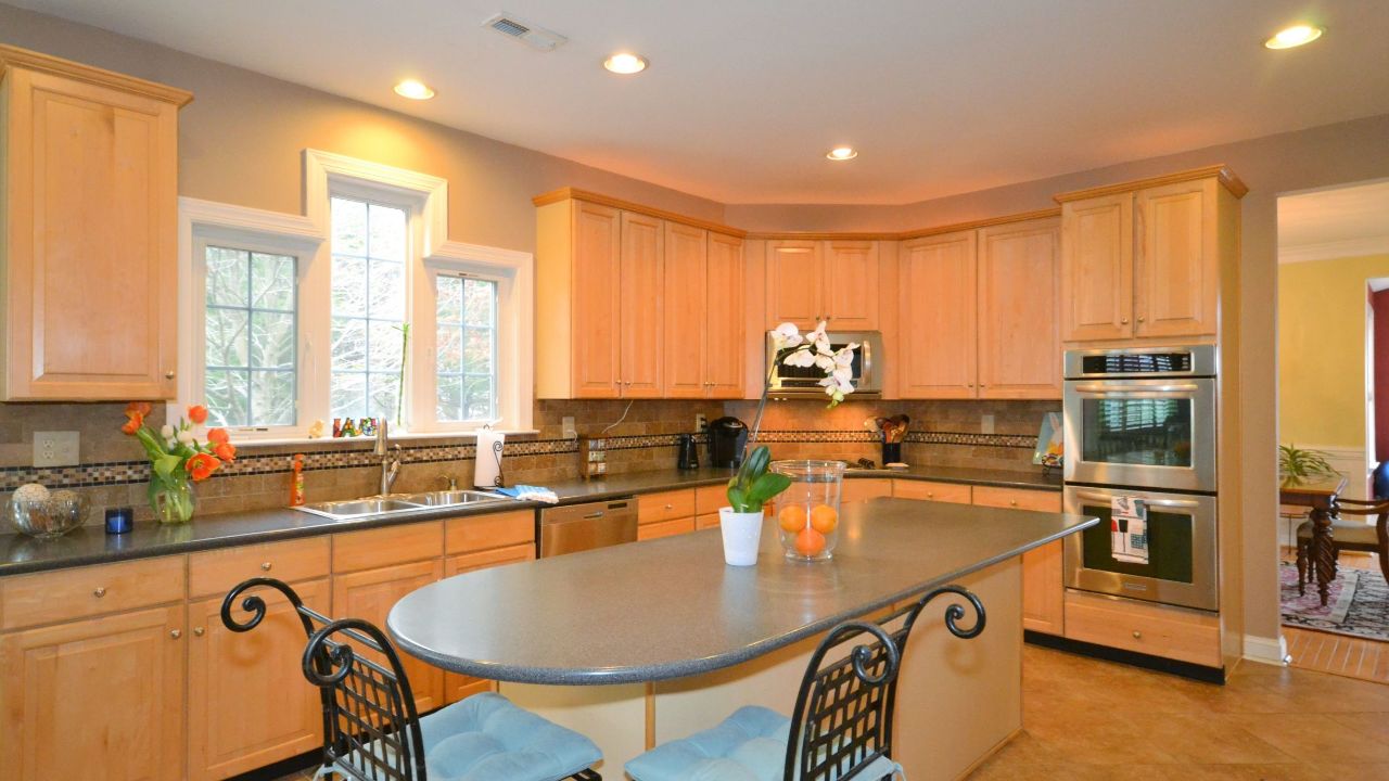 111 Windy Hollow Dr, Phoenixville, PA, 19460 Scene 3