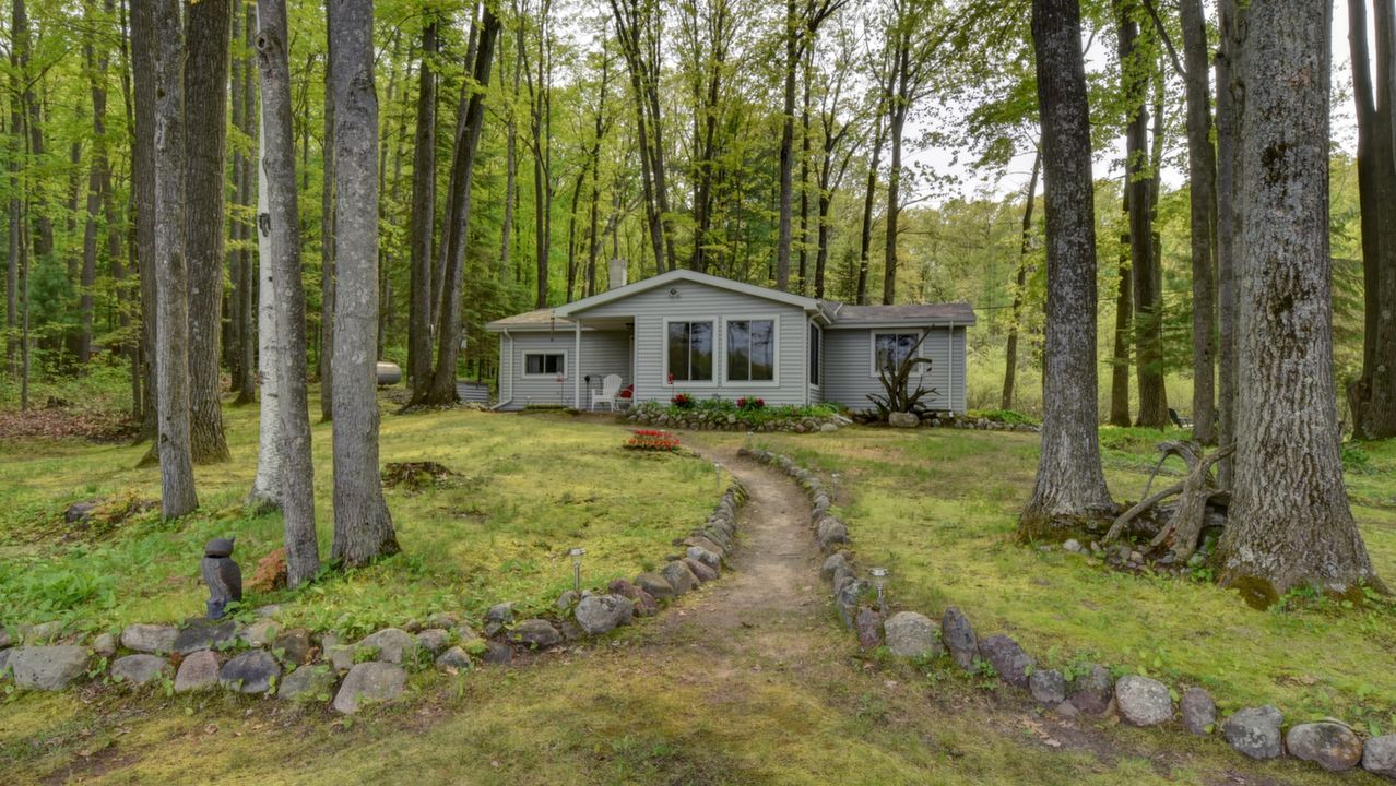 Wooded/Lakefront Home