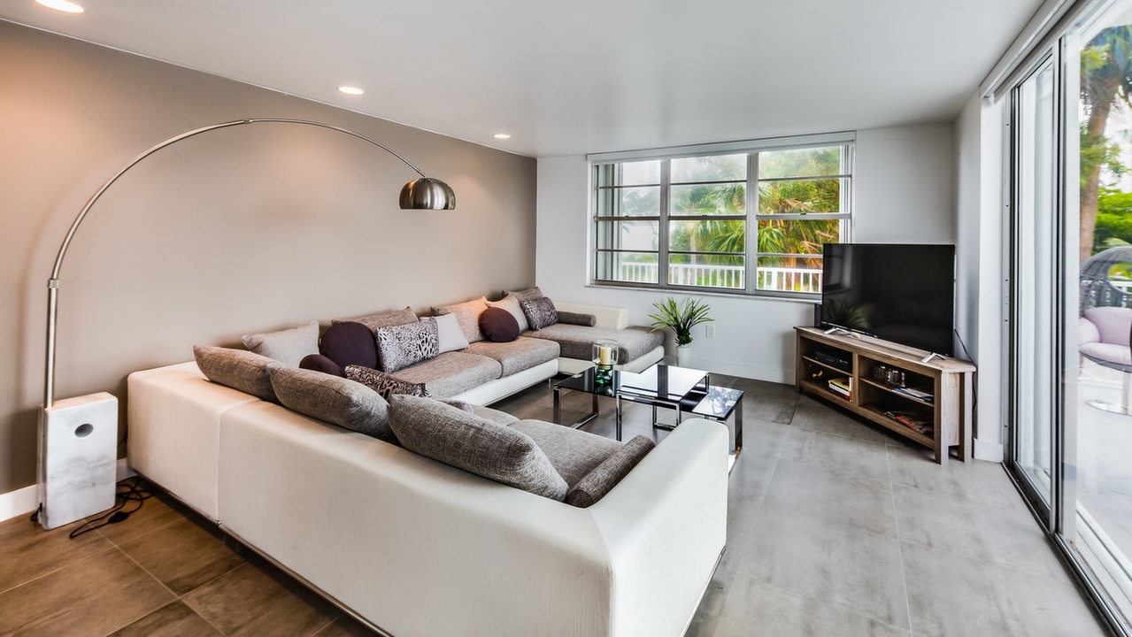 Admirals-Port-#217E-01