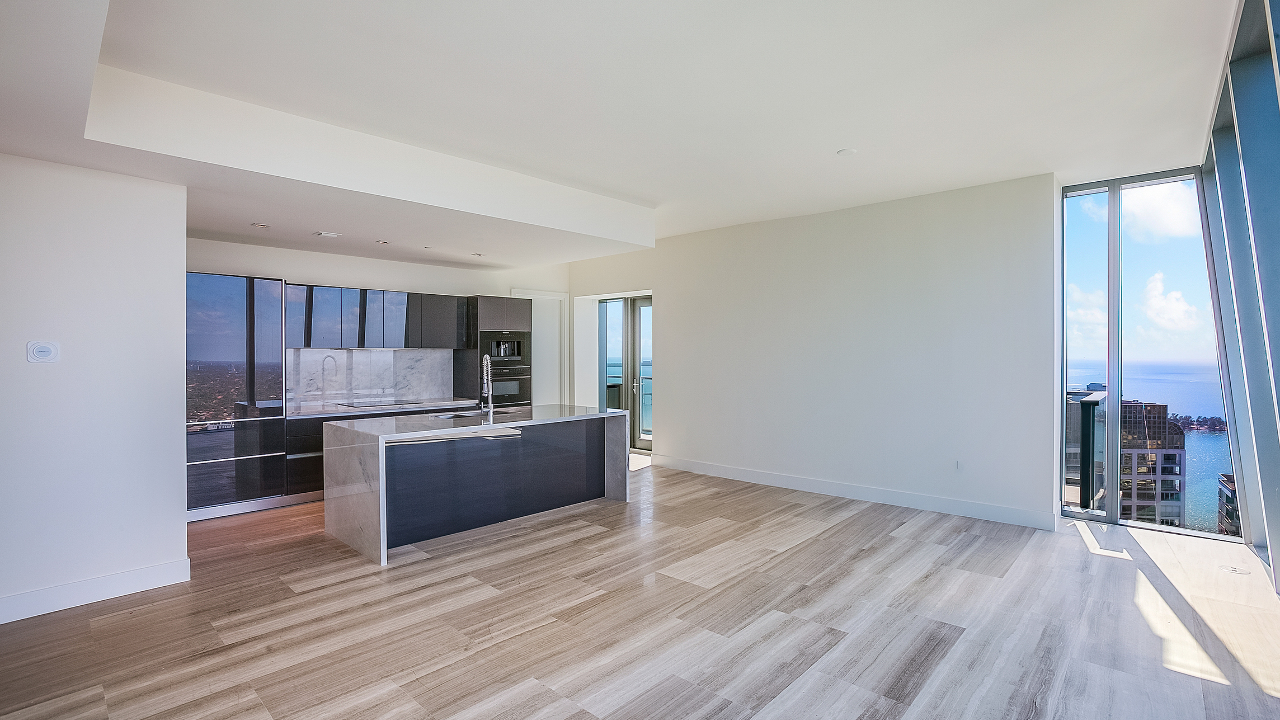 Echo-Brickell-#4203-02