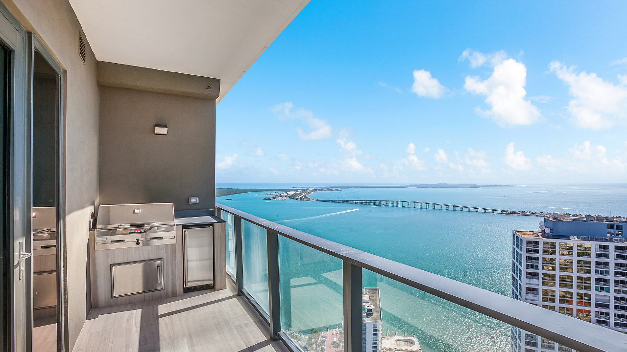 Echo-Brickell-#4203-03