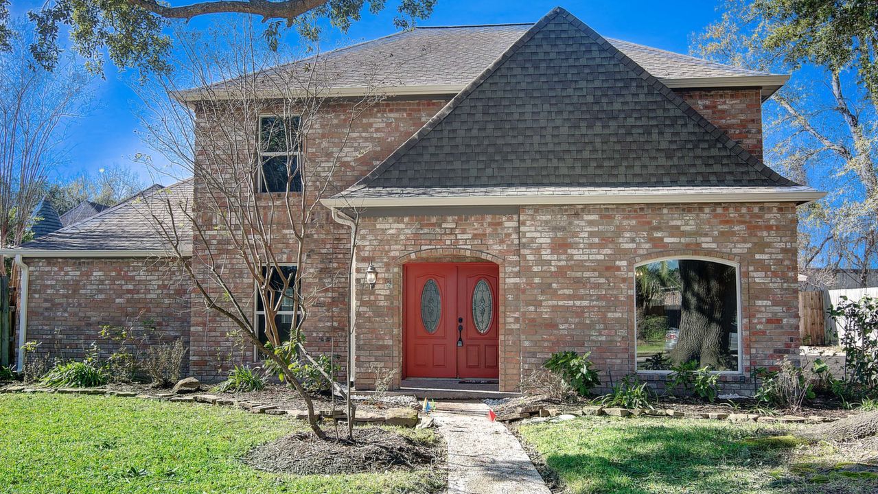 01-  15723 Misty Hollow