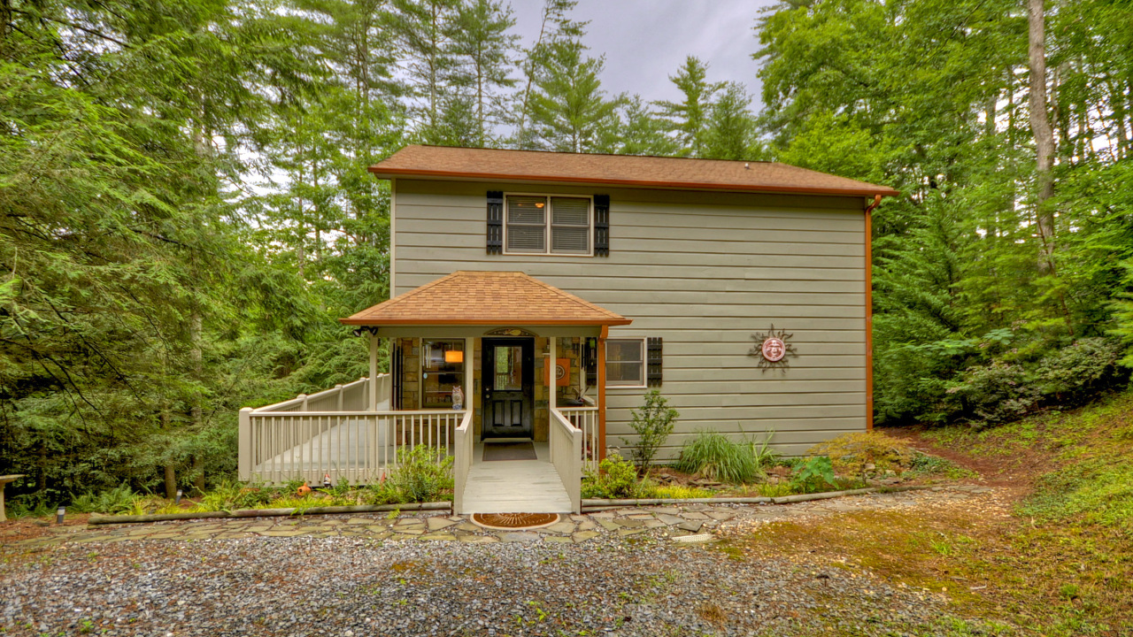 132 Birch Ct, Ellijay, GA, 30540 Scene 2