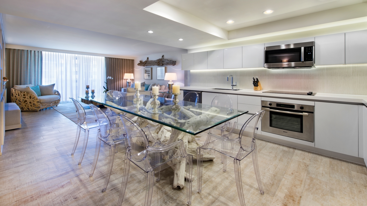 1-Hotel-&-Homes-#1107-01