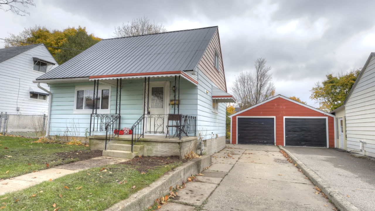 8 Chase Avenue, Guelph, ON, N1H2N2 Scene 2