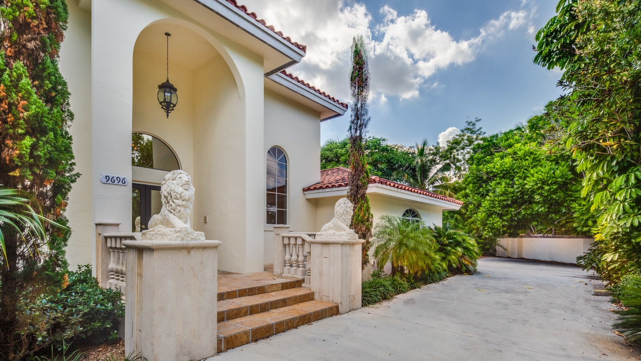 9696-SW-104th-St-02
