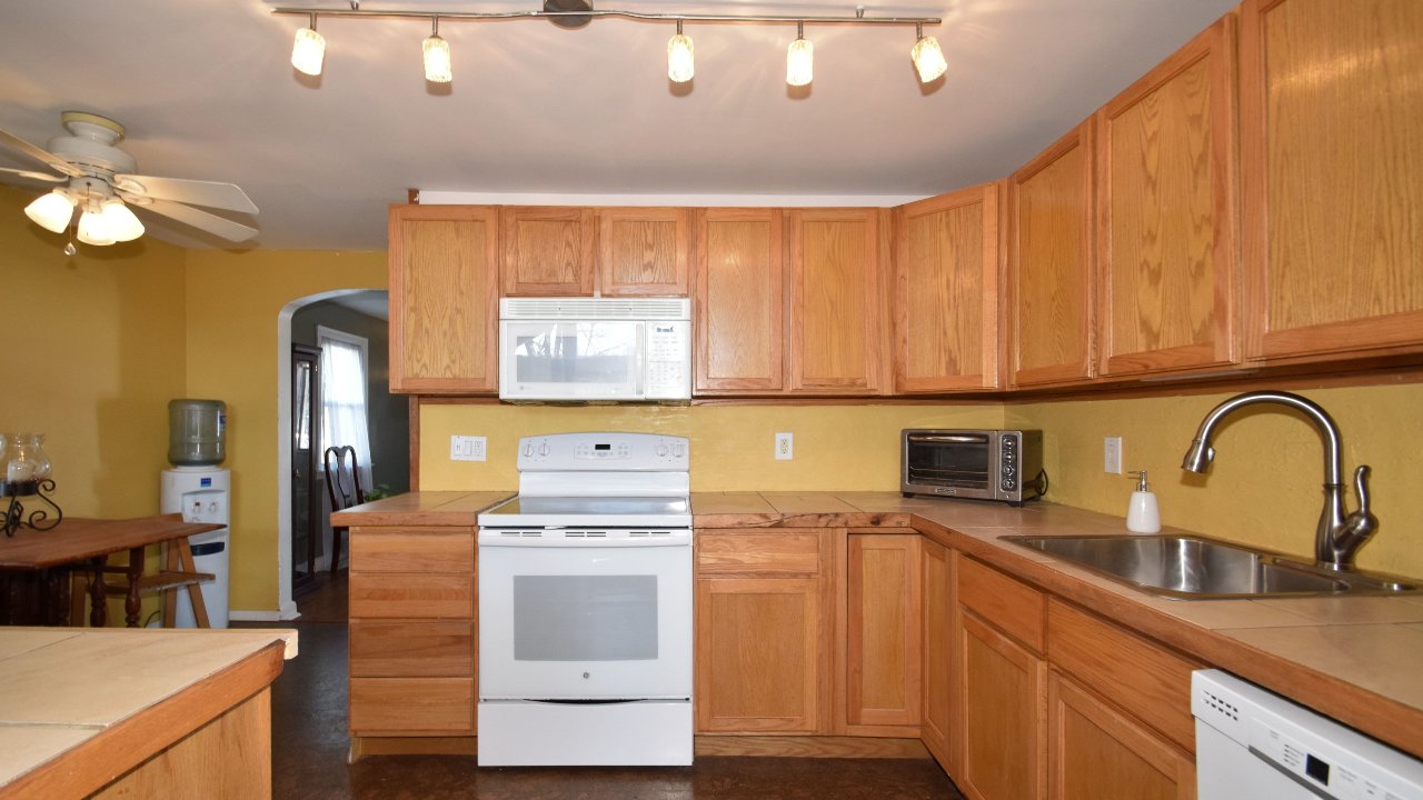 27 Barbara Rd, Hatboro, PA, 19040 Scene 3