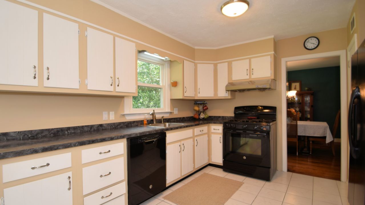 106 County Line Rd, Lansdale, PA, 19446 Scene 4