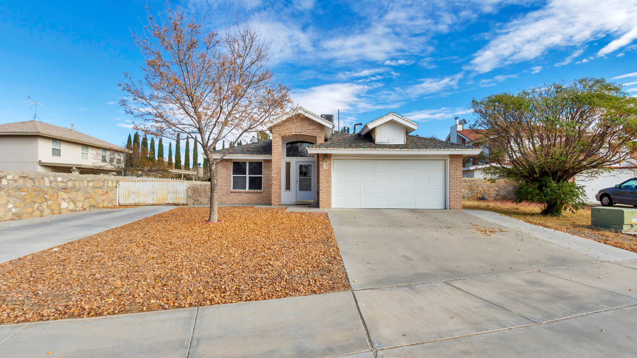 452 Roslyn Dr, Horizon City, TX, 79928 Scene 1