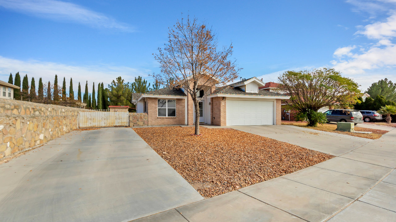 452 Roslyn Dr, Horizon City, TX, 79928 Scene 2