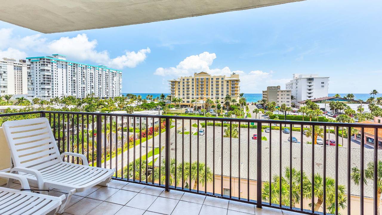 Aristocrat-Condo-#604-05
