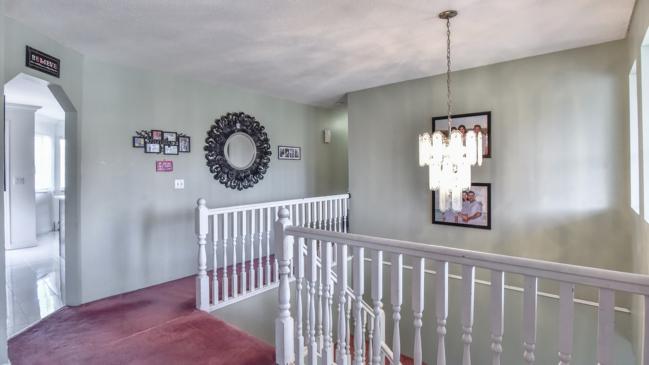 9055 137A St., Surrey, BC, V3V 7N6 Scene 3