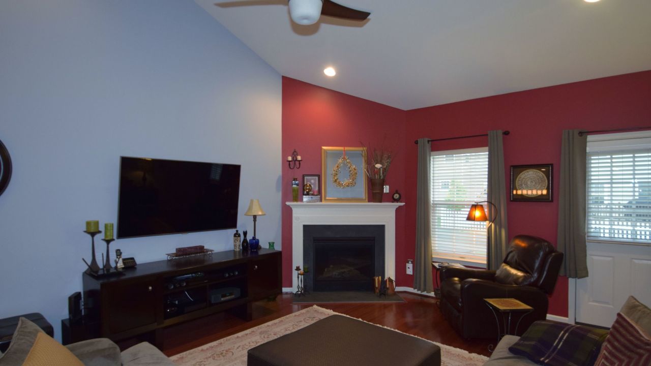 2129 Hidden Meadows Ave, Pennsburg, PA, 18073 Scene 4