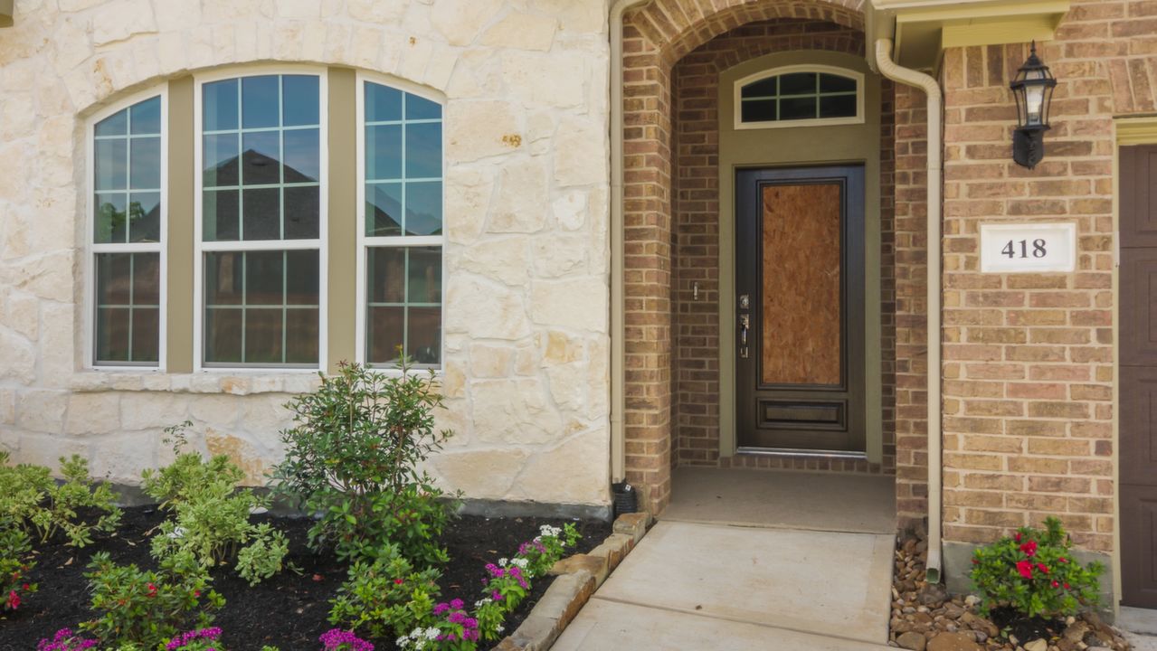 02_418WestlakeLanding_002