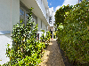 Front - 827 Jefferson Avenue