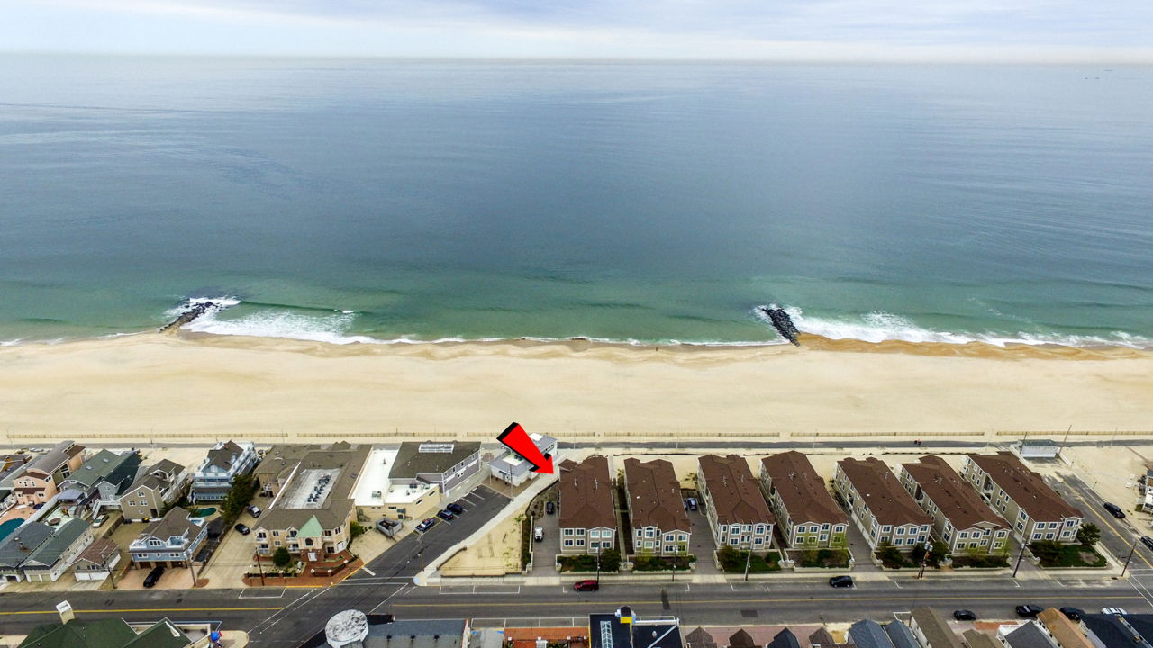 209 2 Beach Front Rd, Manasquan, NJ, 08736 Scene 2
