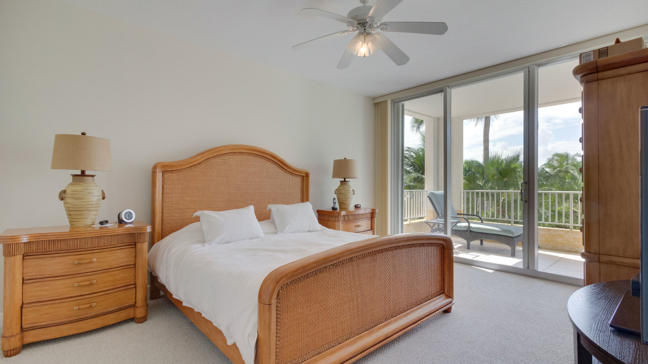 Resort-Villa-One-#304-10