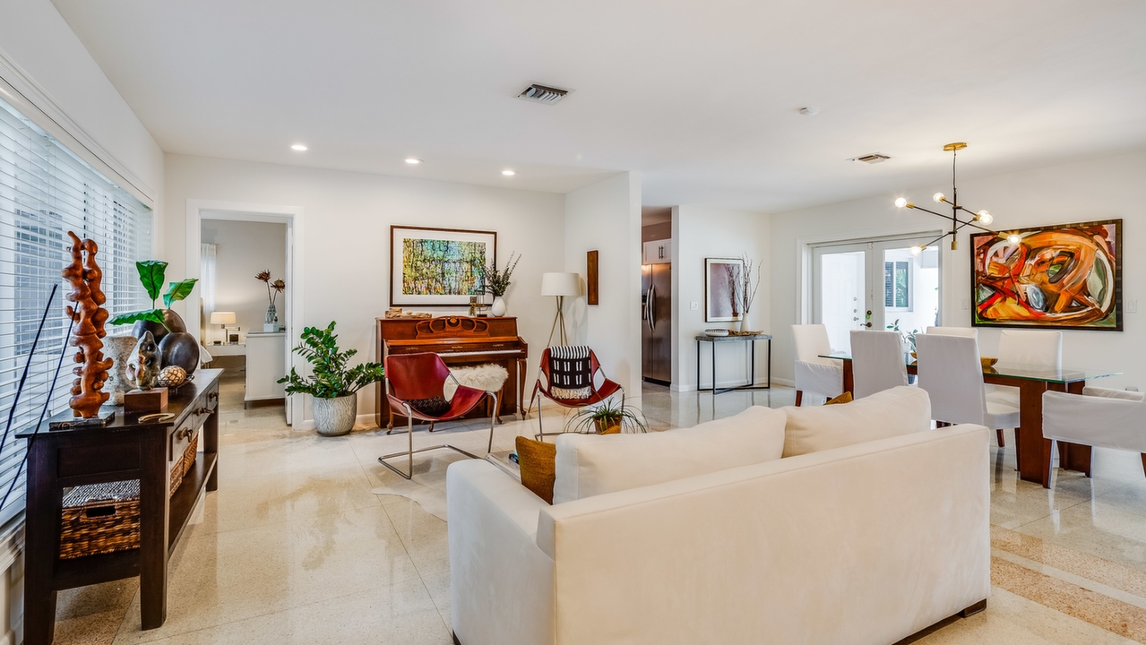 863-NE-99th-St-04