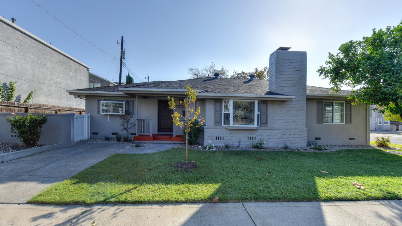 2141 34th Street, Sacramento, CA, 95817 Scene 2