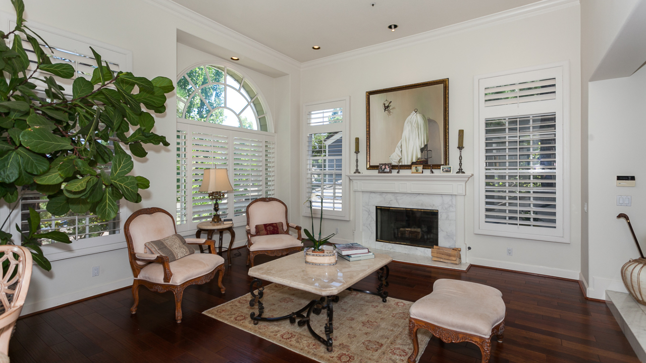 Living Room with Fireplace