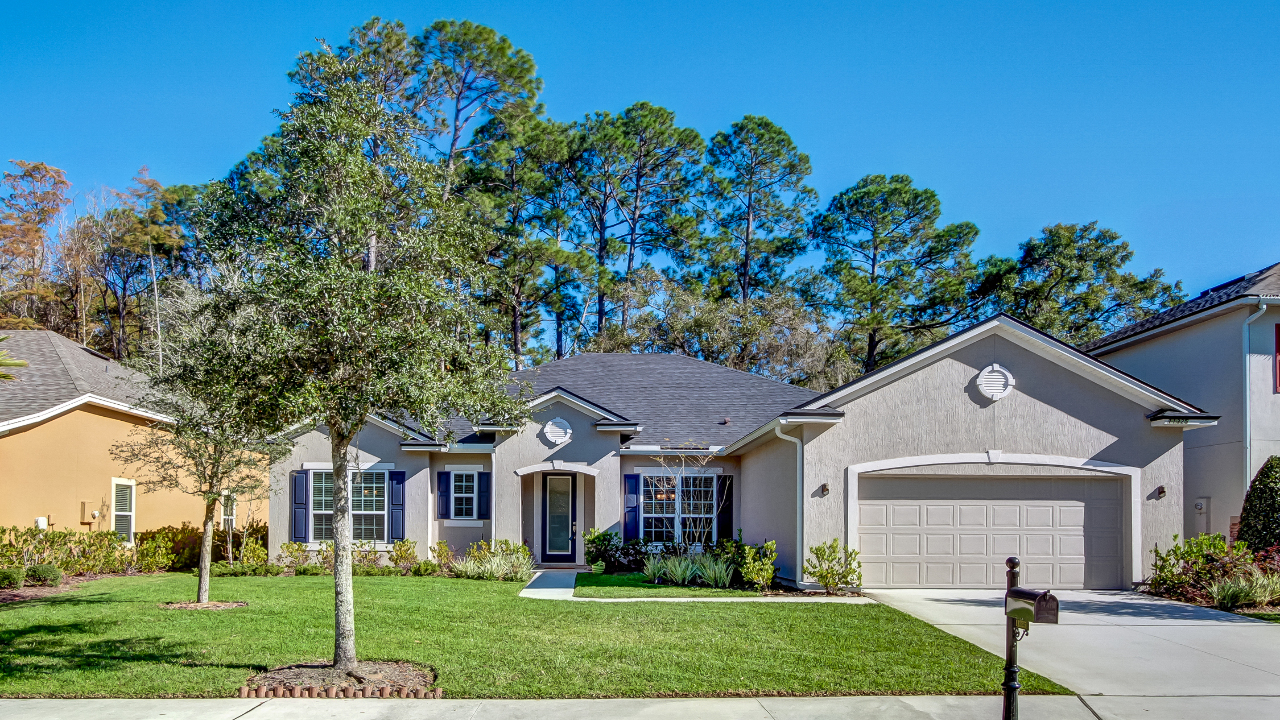 Welcome to 11325 Glenlaurel!