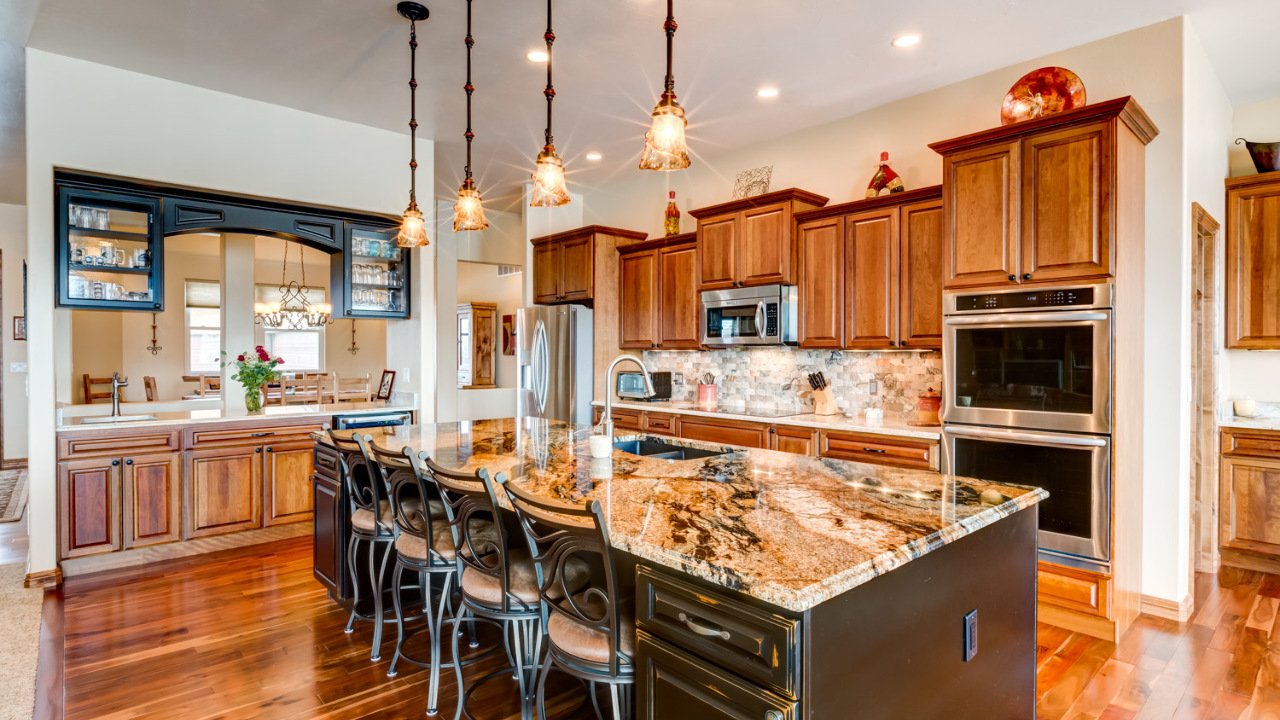 Beautiful Gourmet Kitchen