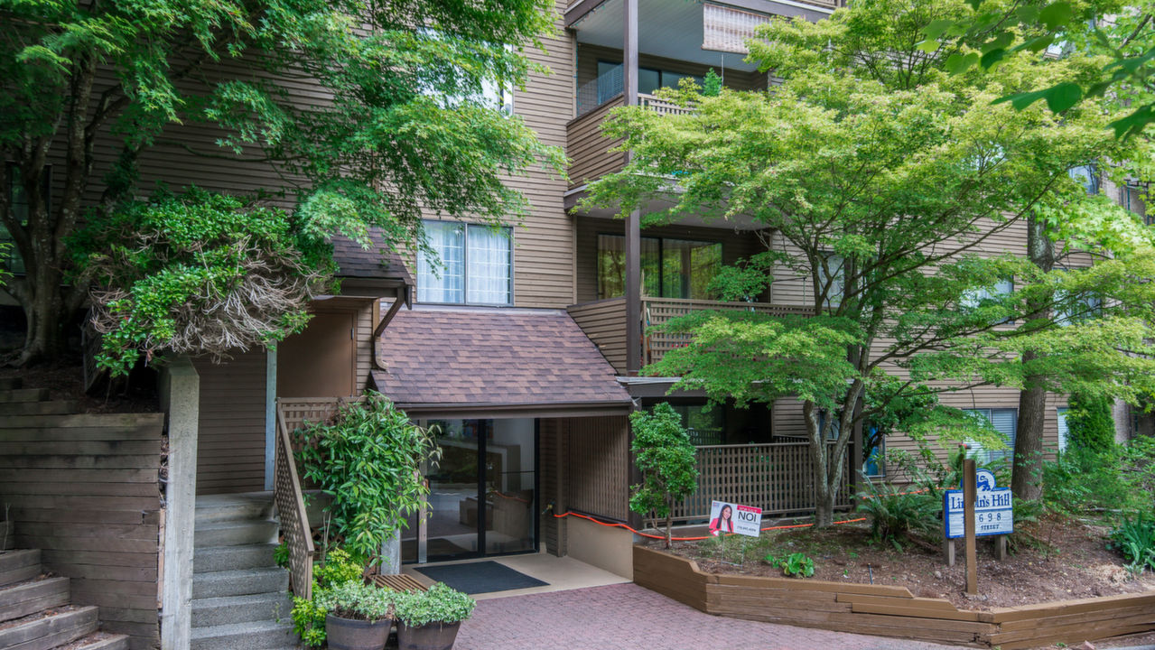 105-10698 151A St, Surrey, BC, V3R 4C3 Scene 1