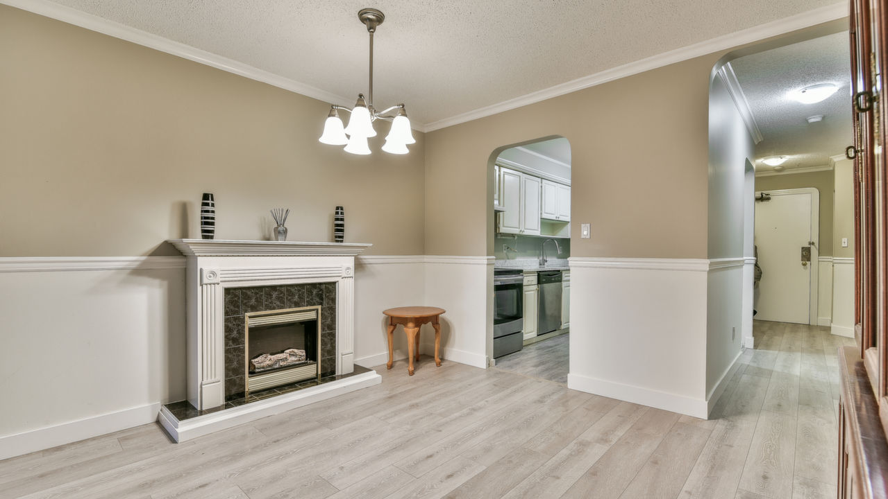 105-10698 151A St, Surrey, BC, V3R 4C3 Scene 4