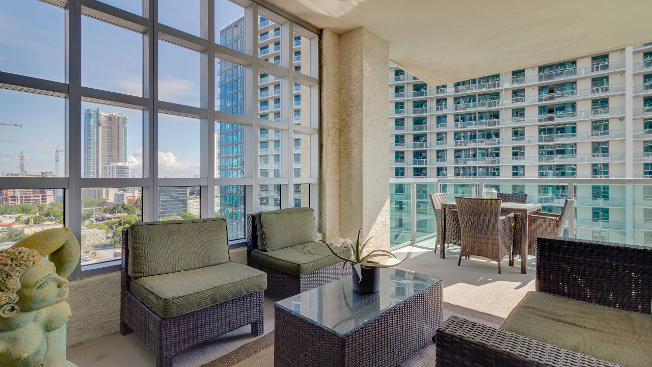 Four-Midtown-#H1202-10